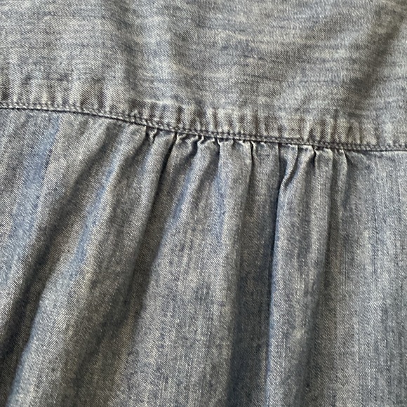 Talbots 1X denim shirt with ruffles and diamond like buttons. - Picture 5 of 10